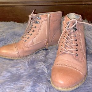 3/$25🦋White Mountain Boots